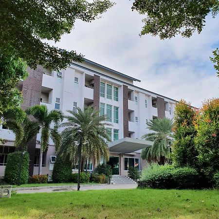 Orchid Surin Apartment Bagian luar foto