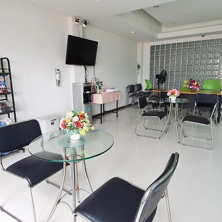 Orchid Surin Apartment Bagian luar foto