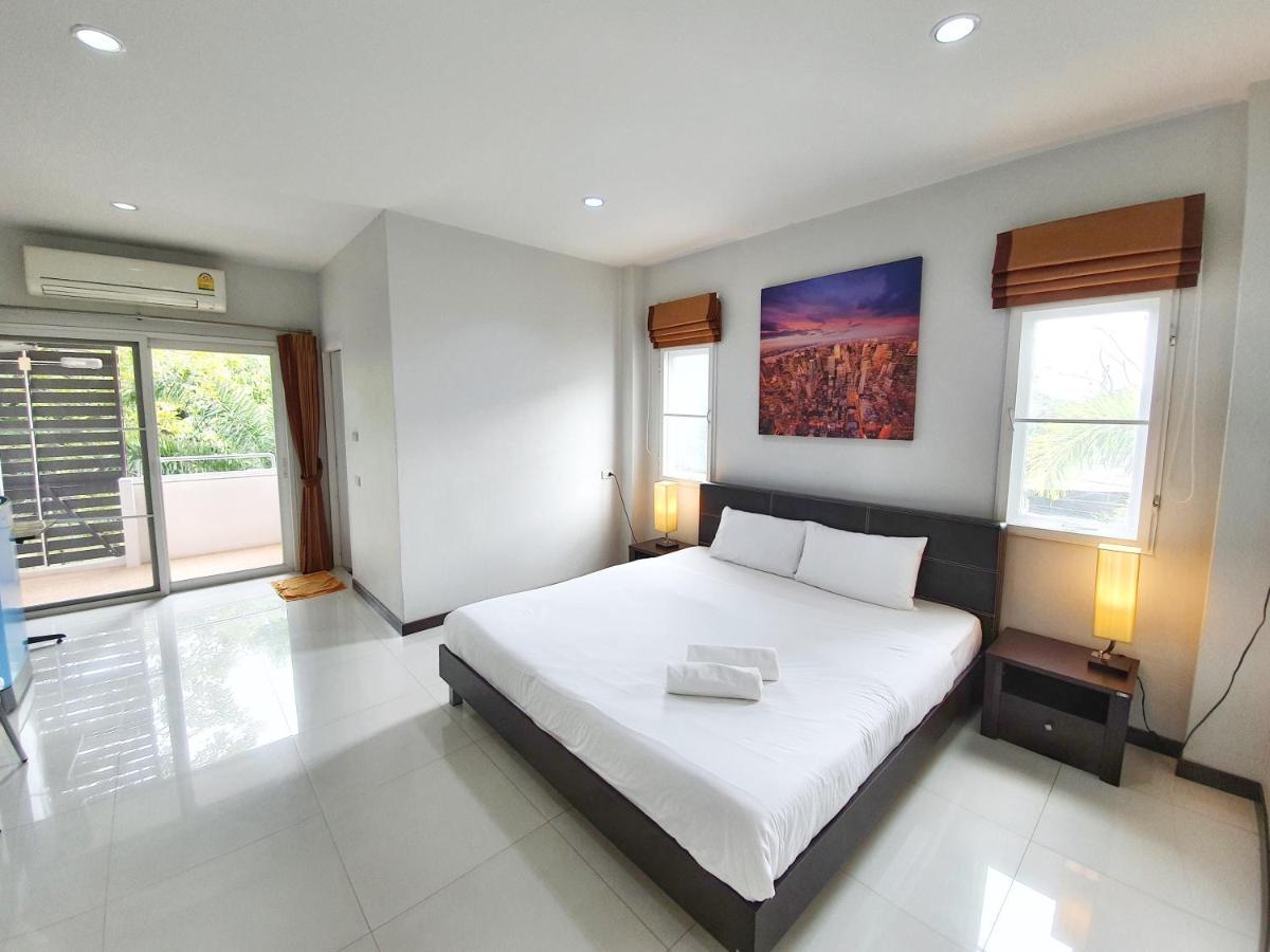 Orchid Surin Apartment Bagian luar foto