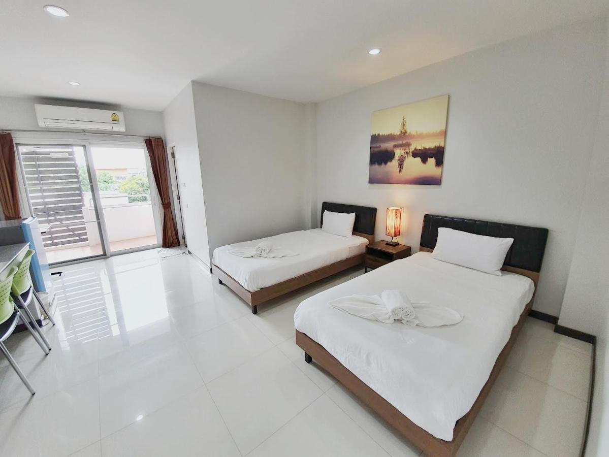 Orchid Surin Apartment Bagian luar foto
