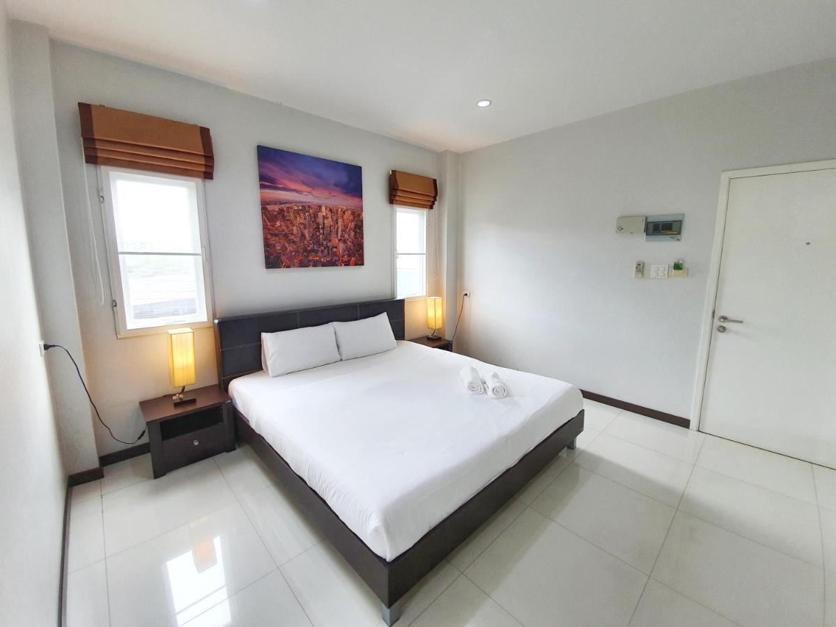 Orchid Surin Apartment Bagian luar foto
