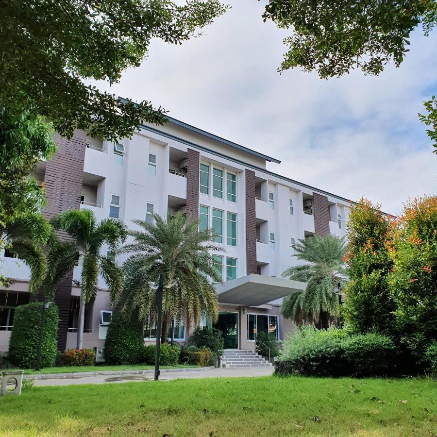 Orchid Surin Apartment Bagian luar foto