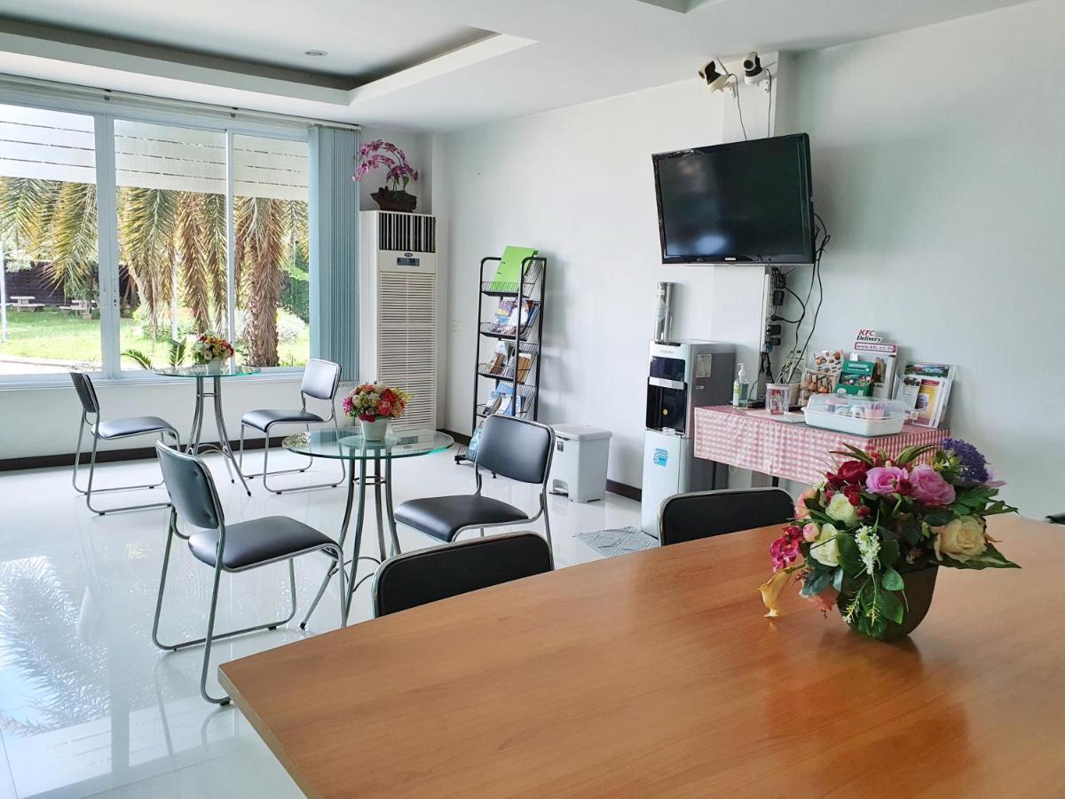 Orchid Surin Apartment Bagian luar foto